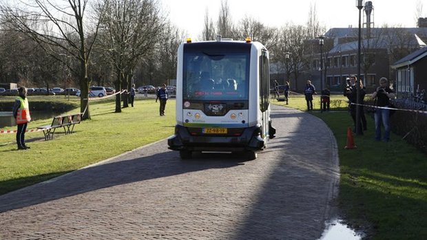 اولین اتوبوس خودران در هلند آزمایش شد