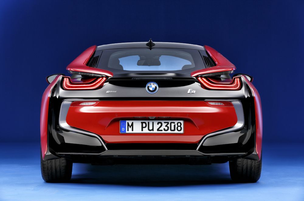 با هیولای سبز جدید BMW آشنا شوید: i8 protonic