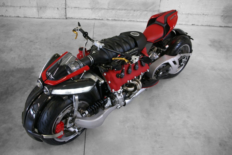 موتور سیکلتی با چهار چرخ و پیشرانۀ مازراتی؛ یک انتخاب دیوانه‌وار!