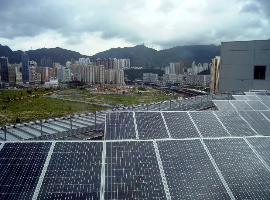 این سلول خورشیدی از باران انرژی تولید می‌کند!