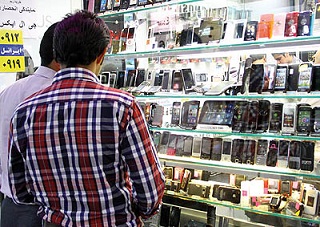 تداوم رکود در بازار جهانی تلفن همراه /بازار بی رونق موبایل در ایران