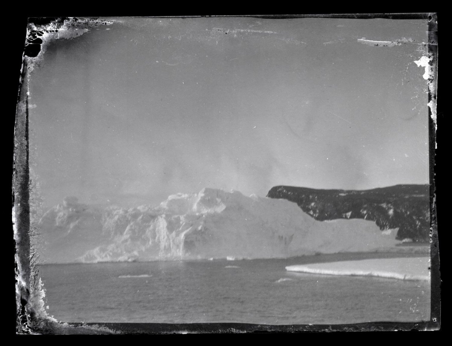 عکس هایی 100 ساله که از دل یخ های قطب جنوب زنده شد / اسناد یخ زده یک تراژدی بزرگ تاریخی