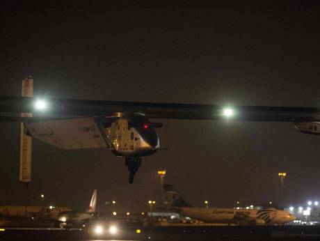 پرواز هواپیمای خورشیدی از مصر برای آخرین دور از سفر جهانی خود