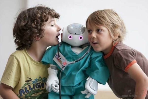 روبات همبازی برای کودکان بیمار