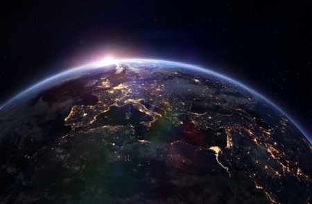 آمازون با ارسال ماهواره اینترنت را در سراسر دنیا گسترش می‌دهد